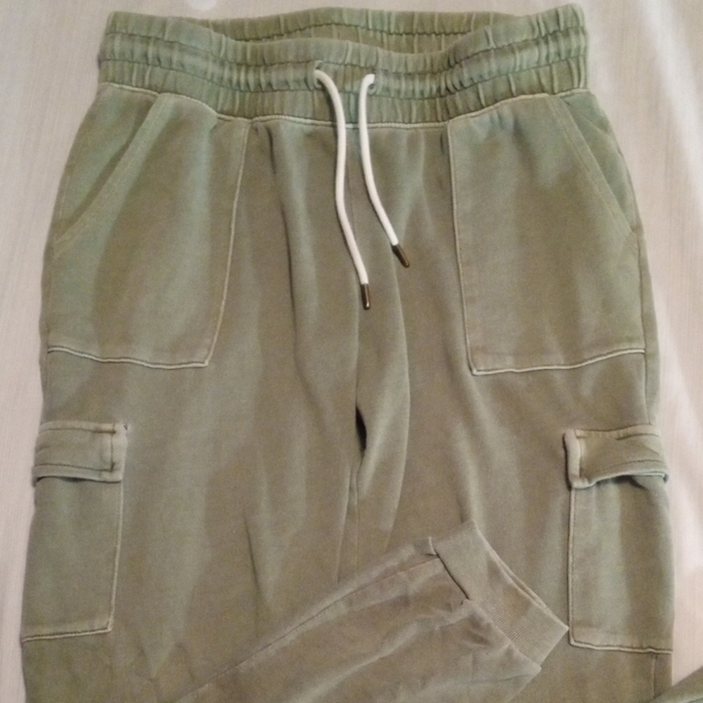 XS Old Navy Green Cargo Joggers with Adjustable Waistband